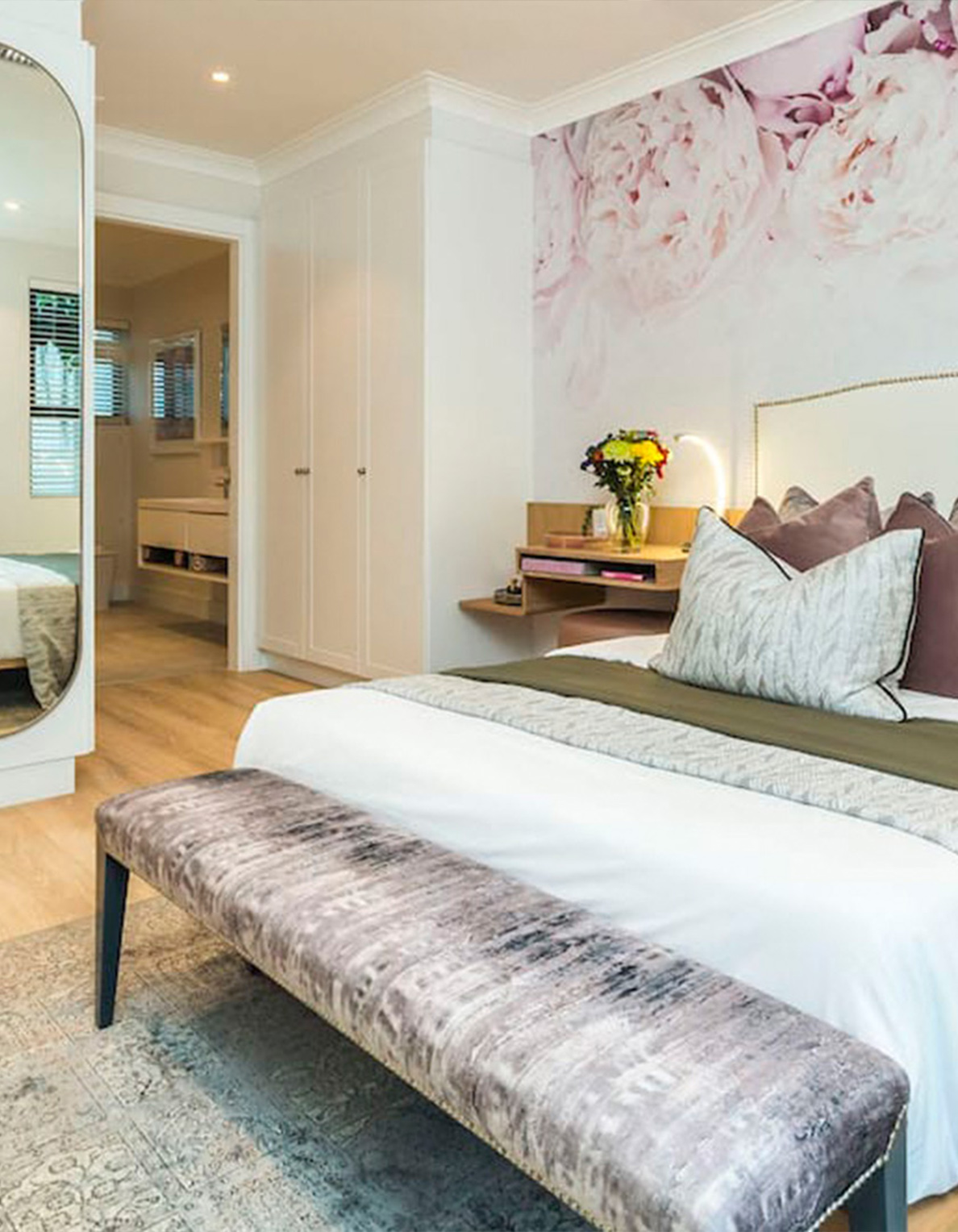 Melville Lane exterior